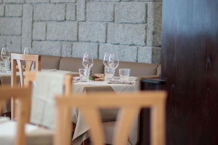 Hotel Milano Tione di Trento Exterior photo